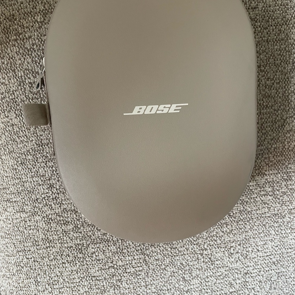 Bose QuietComfort Ultra Headphones in Sandstone
